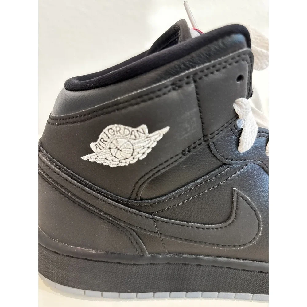 Nike Air Jordan 1 Mid 6.5Y Black On Black Youth GS Womens 8 Retro Sneakers - Picture 11 of 13